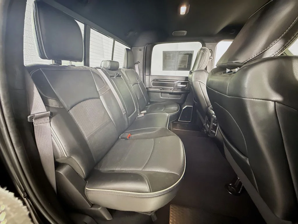 Used 2021 Diamond Black Ram Laramie image 30