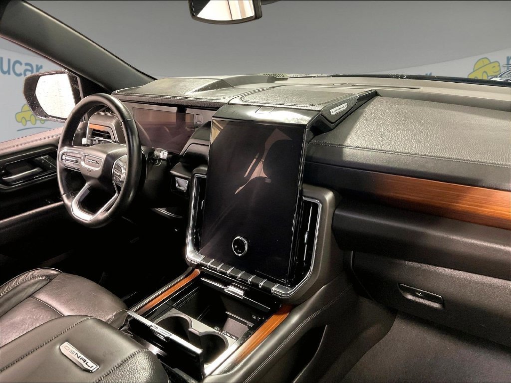 Used 2025 Black GMC Denali image 14