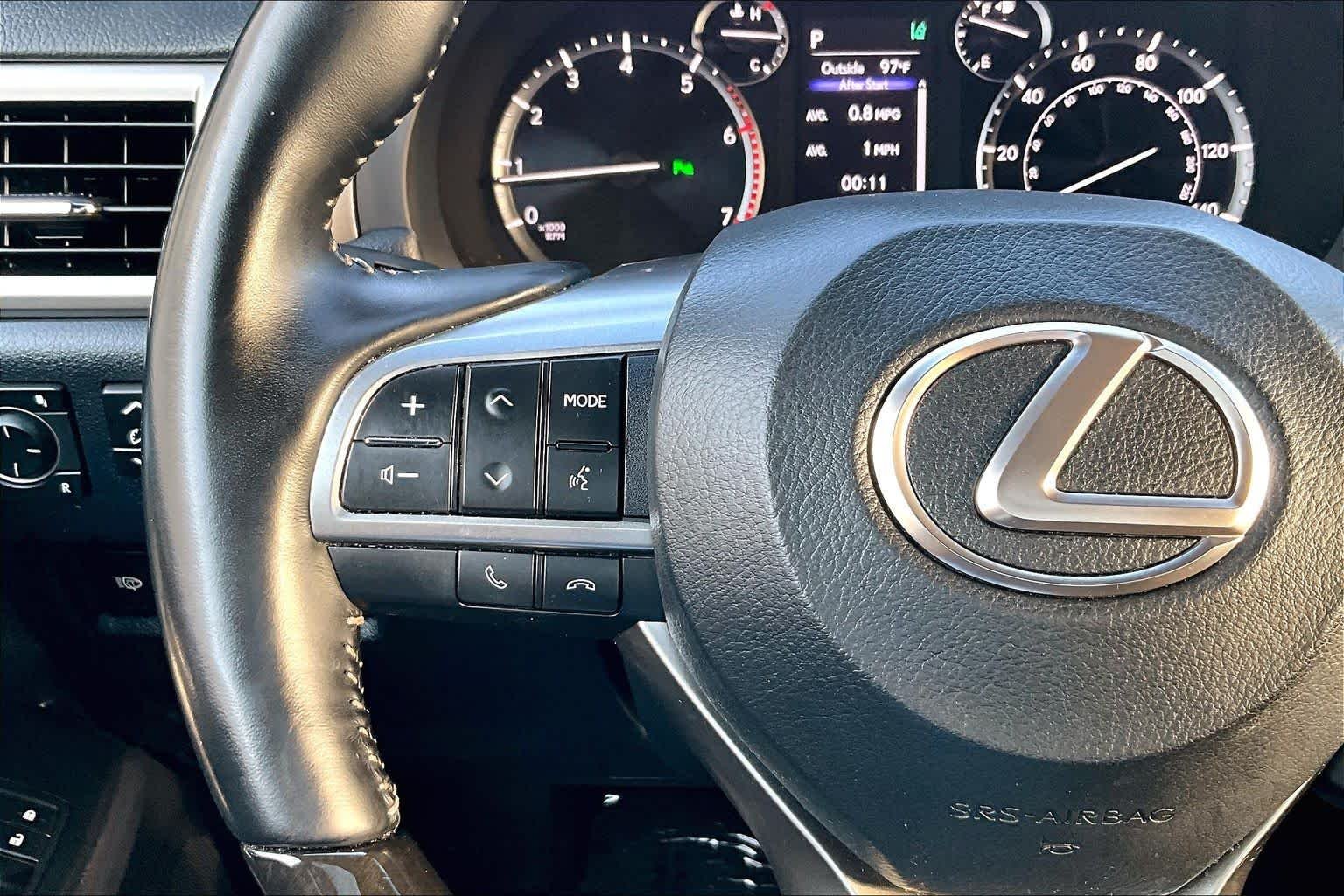 Used 2022 Starfire Pearl Lexus Premium image 24