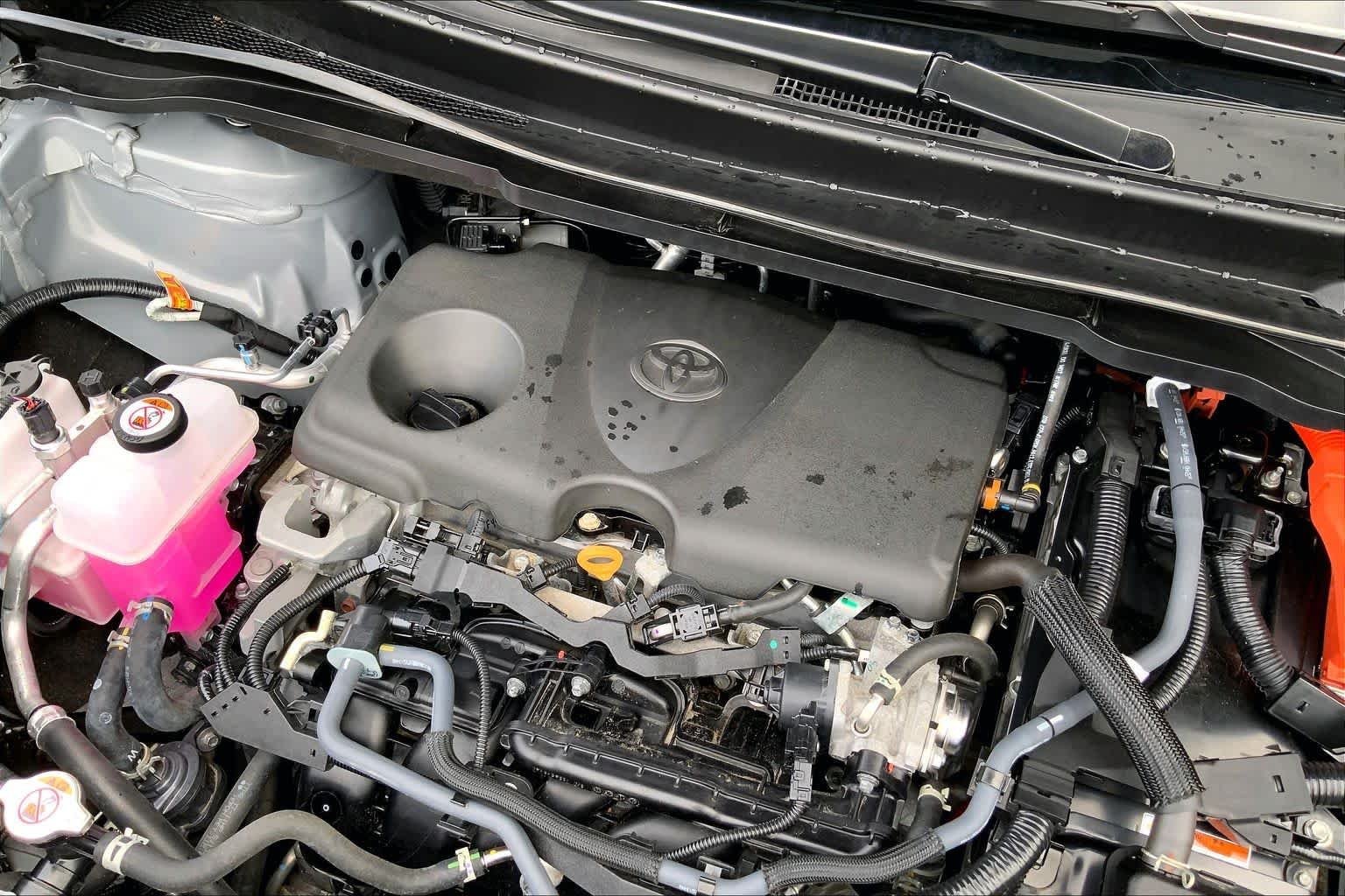 Used 2025 Cement Toyota XSE image 31
