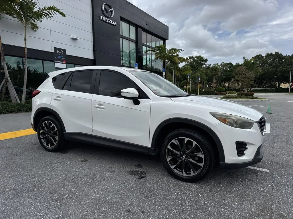 Used 2016 Crystal White Pearl Mica Mazda Grand Touring image 6
