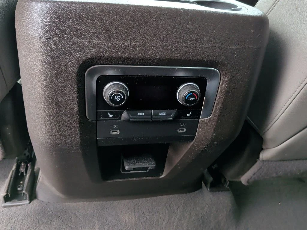 Used 2022 Gray Chevrolet LT image 41