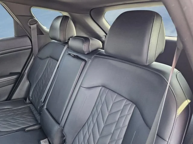 Used 2023 Wolf Gray/ebony Kia X-Pro Prestige image 34