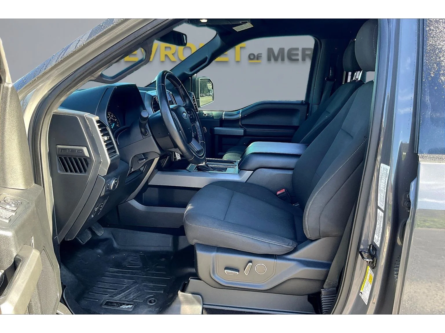 Used 2018 Gray Ford XL image 11