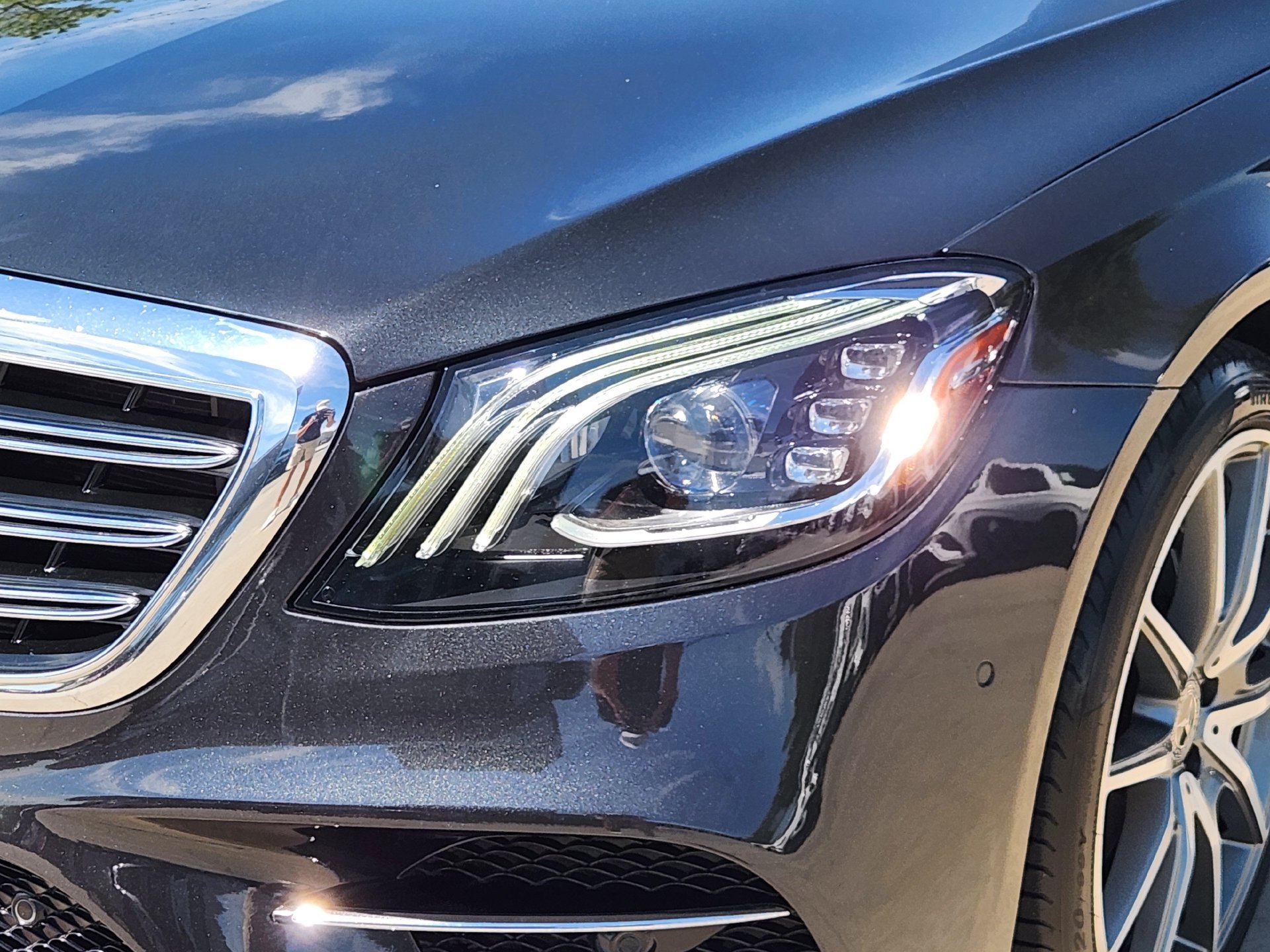 Used 2020 Magnetite Black Metallic Mercedes-Benz S 560 image 12
