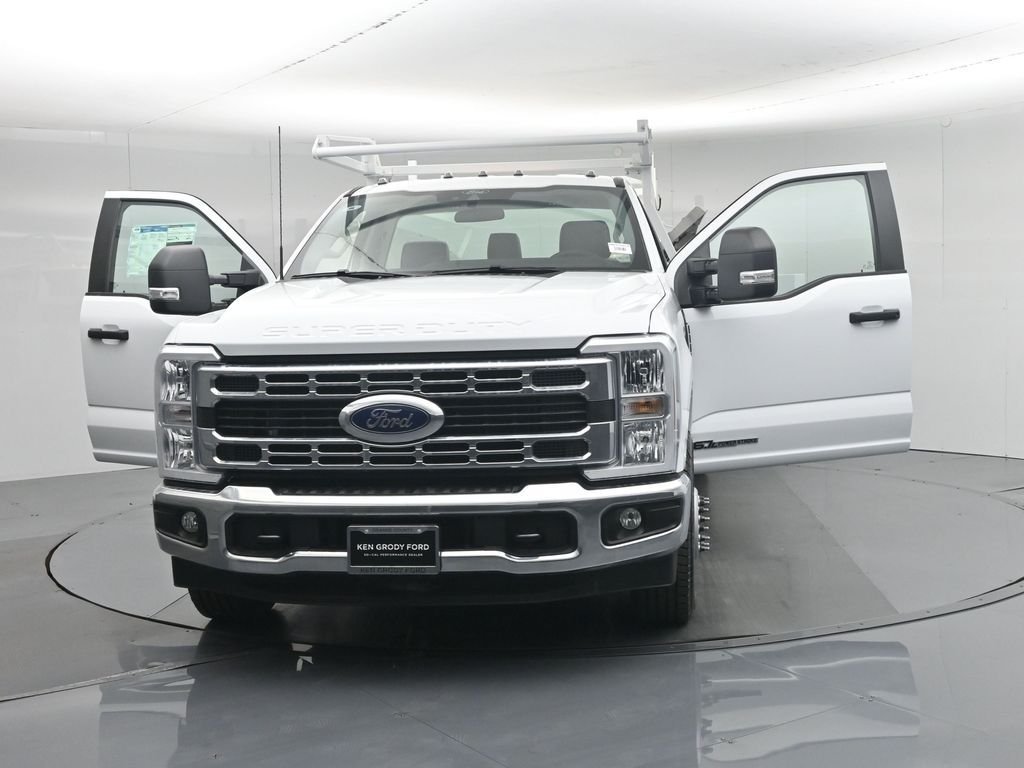 New 2025 Oxford White Ford XL image 36