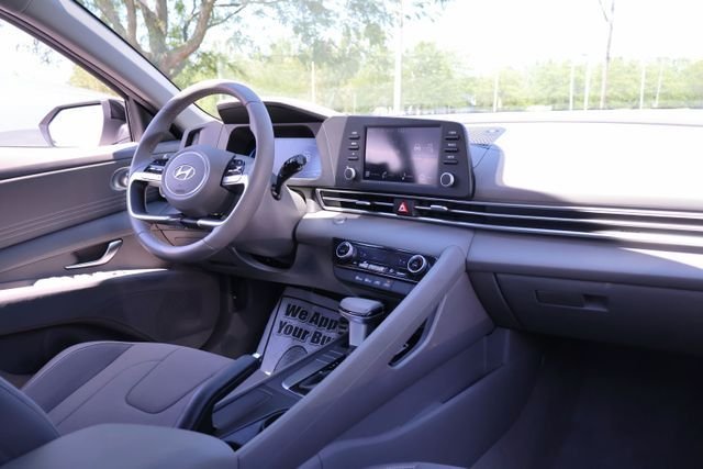 2026 Hyundai Elantra SEL Sport - Photo 19