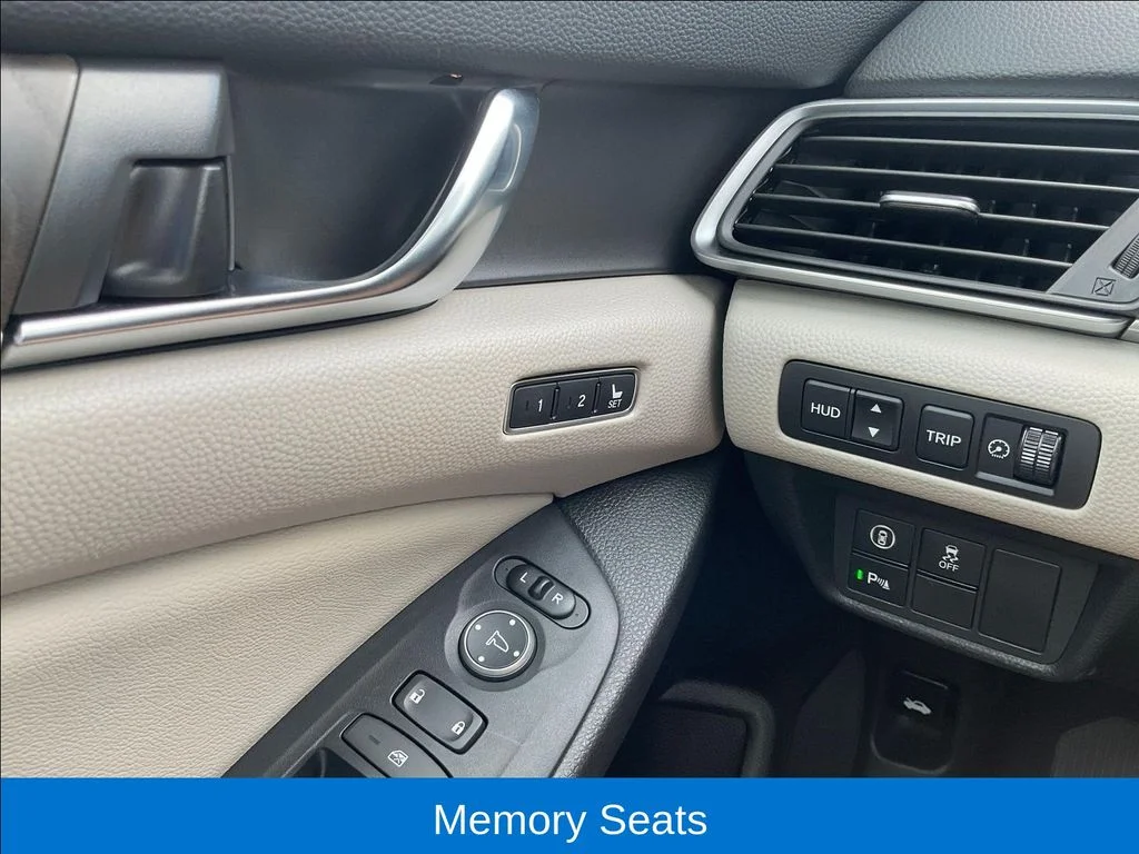 2018 Honda Accord Touring - Photo 13