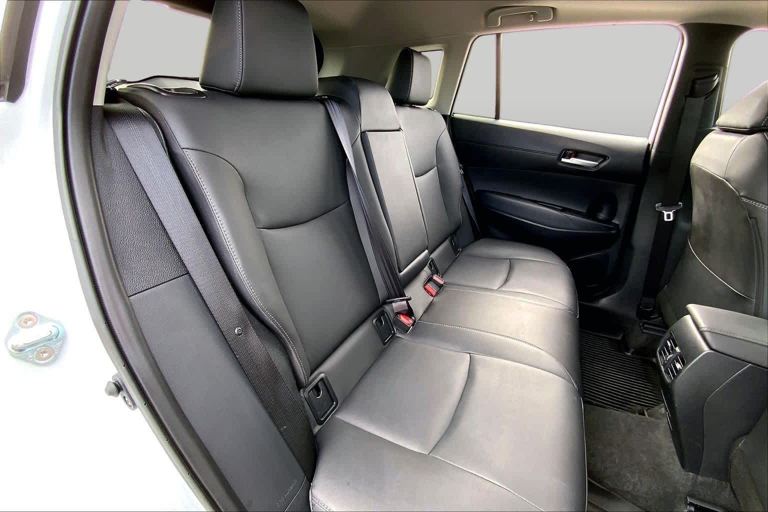 Used 2026 Wind Chill Pearl Toyota XLE image 19