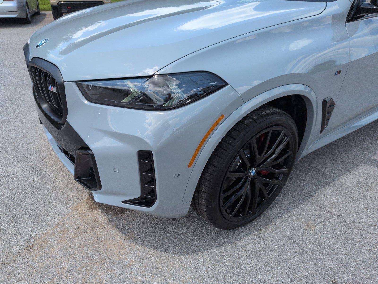 New 2026 Brooklyn Grey Metallic BMW M60i image 9