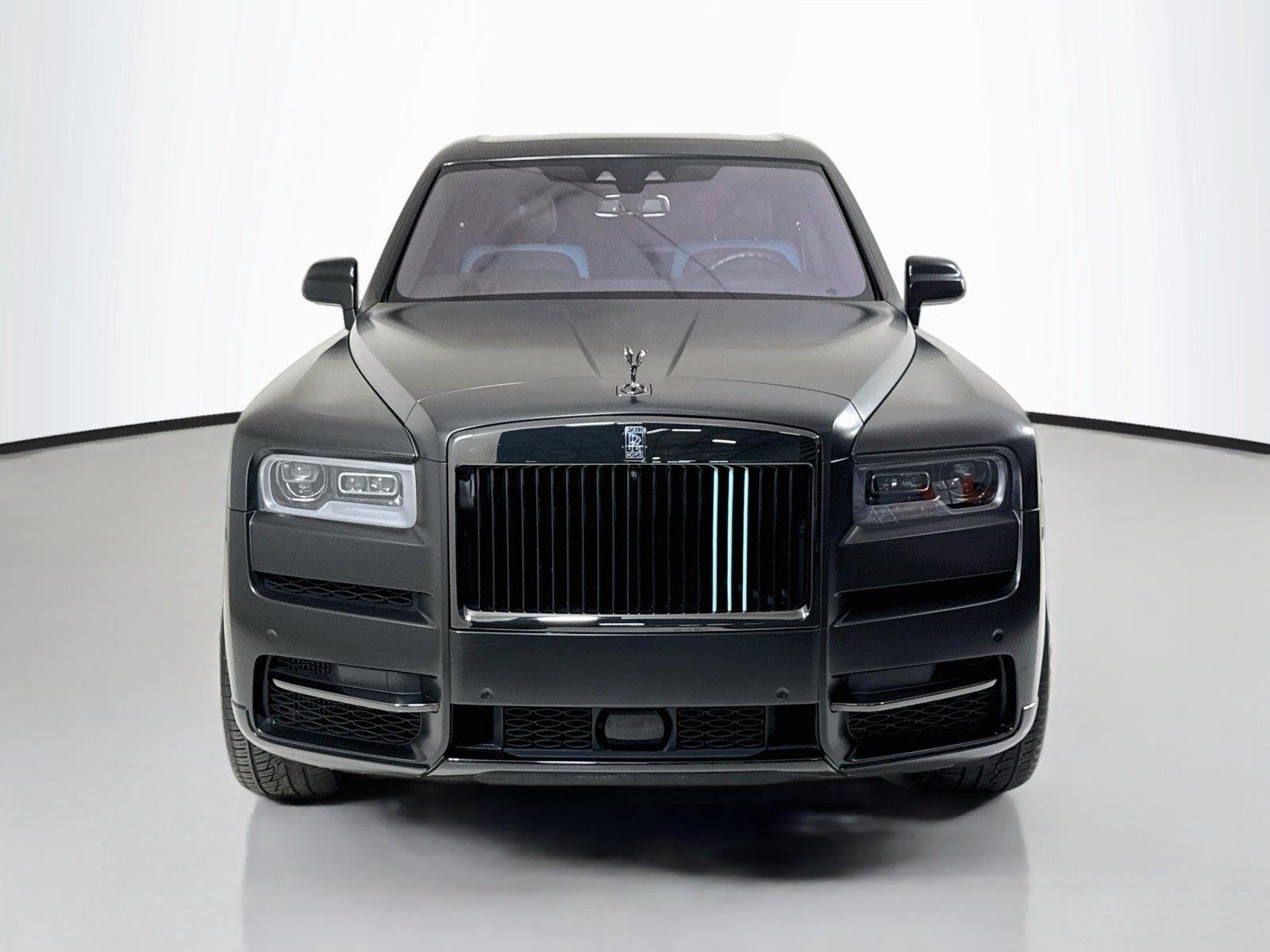 Used 2023 Gunmetal Rolls-Royce Black Badge | Rear Entertainment | 26