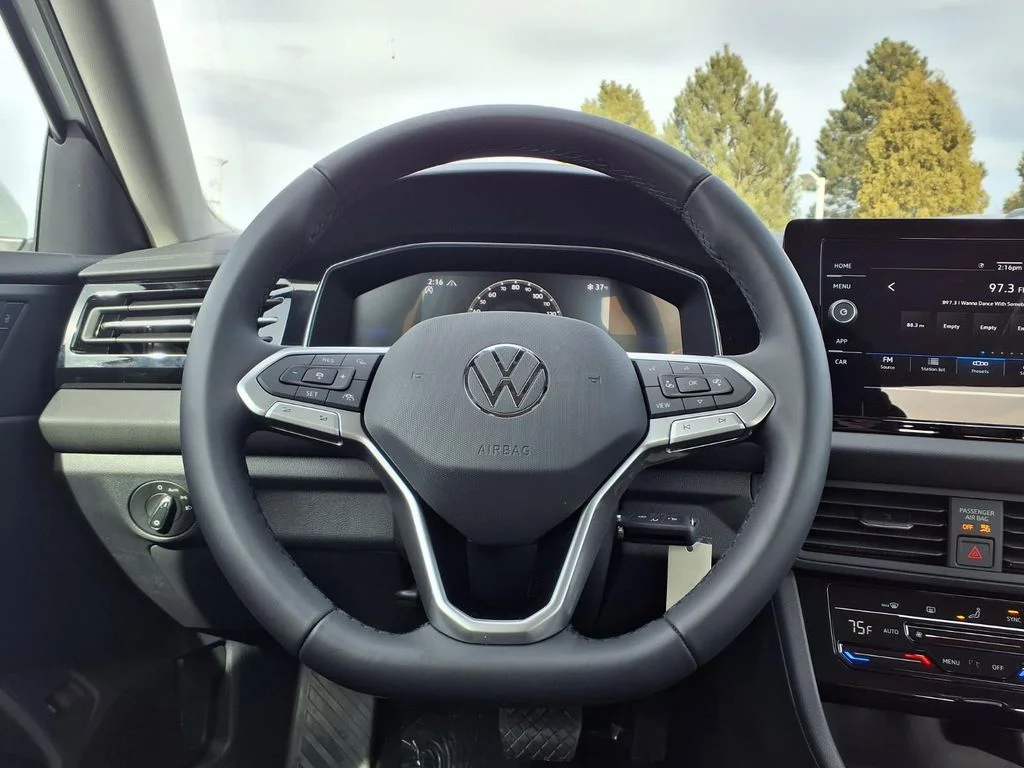 New 2026 Pure White Volkswagen 1.5T S image 11