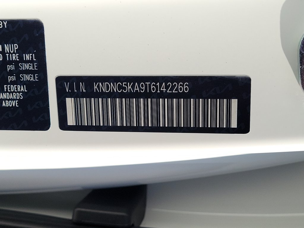 2026 Kia Carnival EX - Photo 29