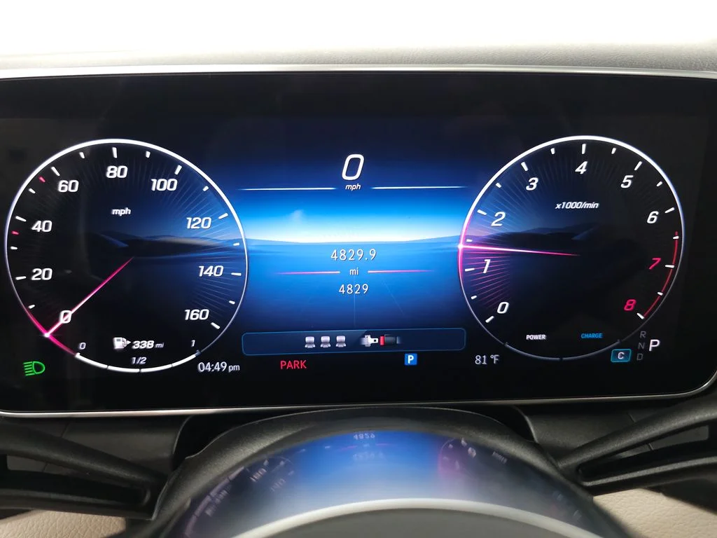 Certified Used 2026  Mercedes-Benz GLC 300 image 13