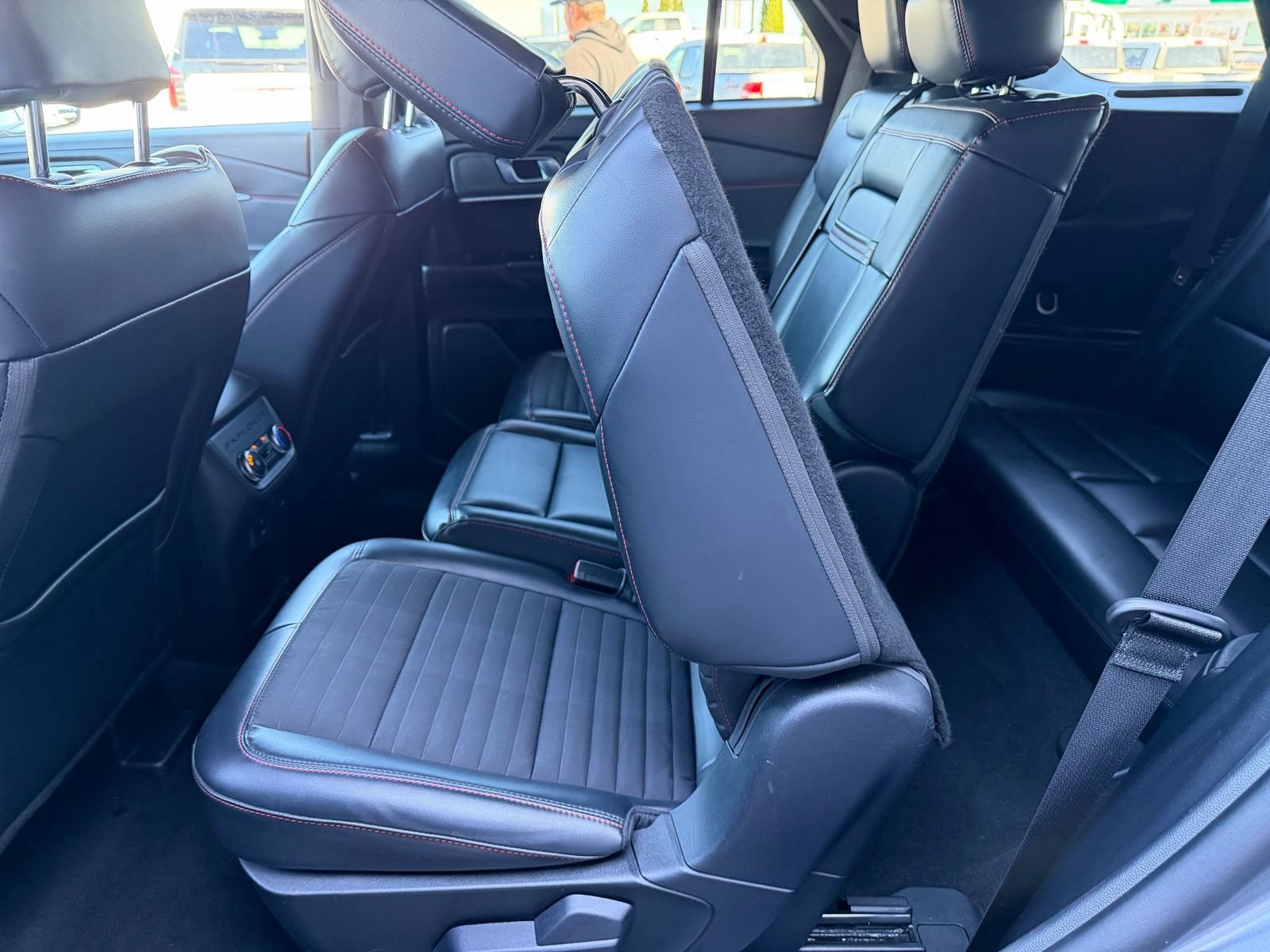 Used 2025 Gray Ford ST-Line image 26