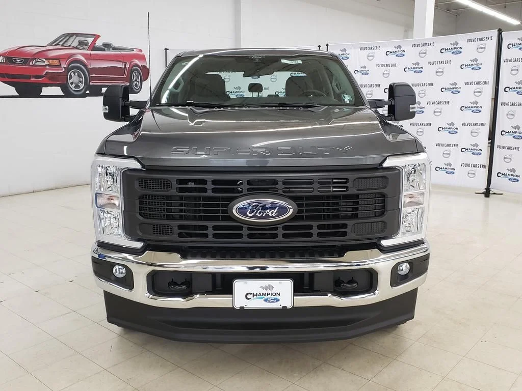 New 2026 Gray Ford XL image 2