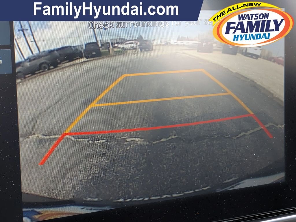 2025 Hyundai Venue SEL - Photo 19