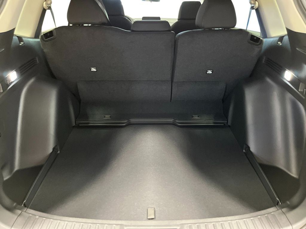 New 2026 Urban Gray Pearl Honda EX image 26