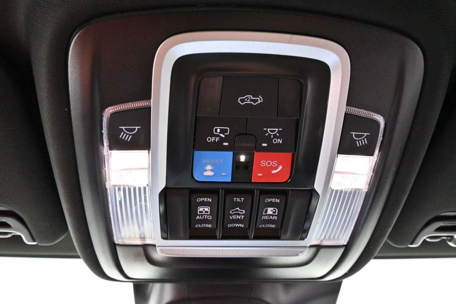 Used 2025 White Ram Limited image 28