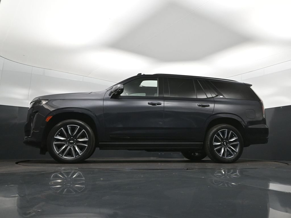 Used 2022 Gray Cadillac Sport image 39