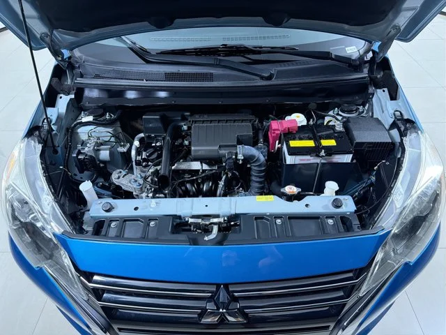 Used 2024 Sapphire Blue Metallic Mitsubishi ES image 12