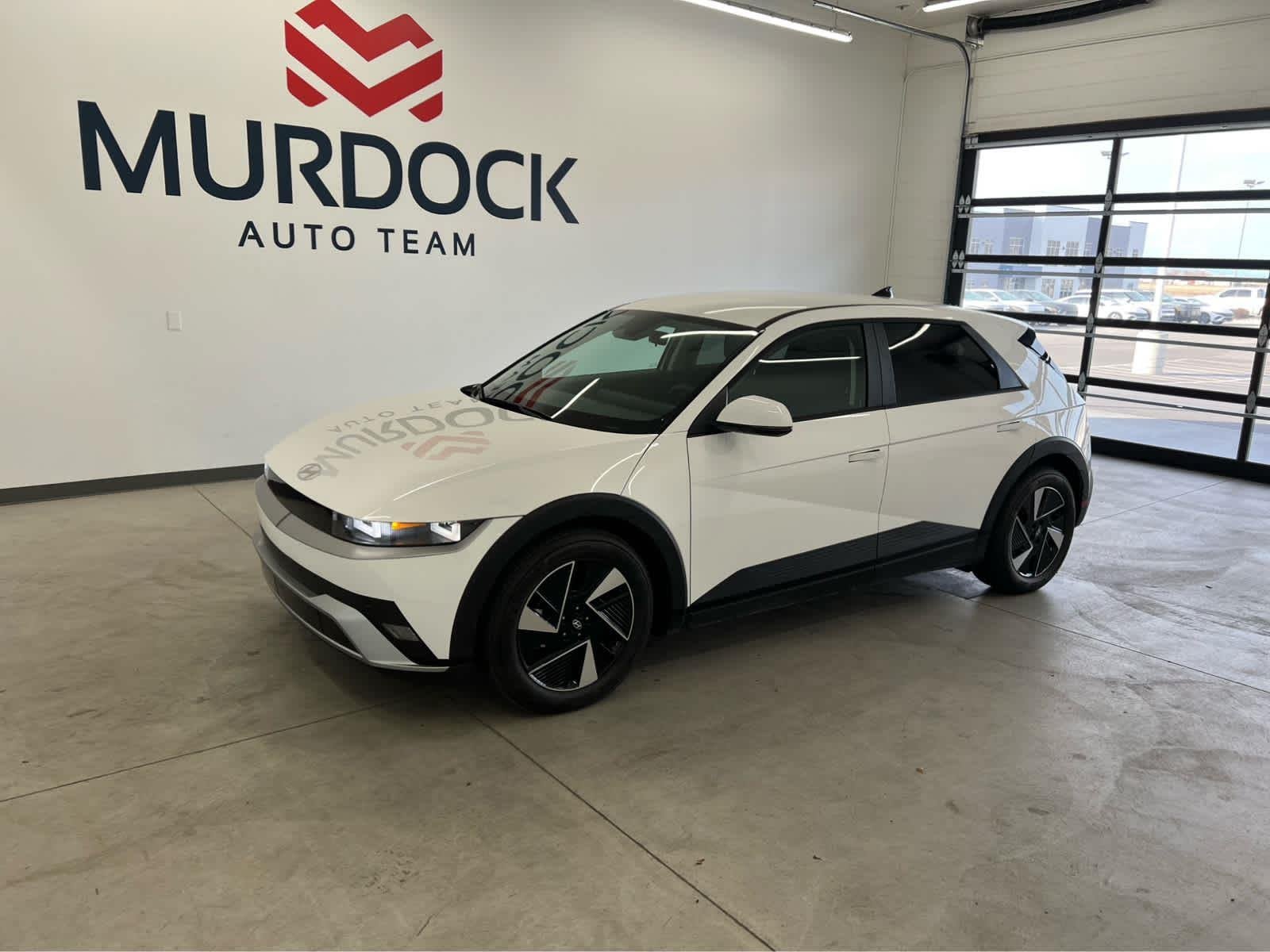 Used 2025 Atlas White Hyundai SE image 6