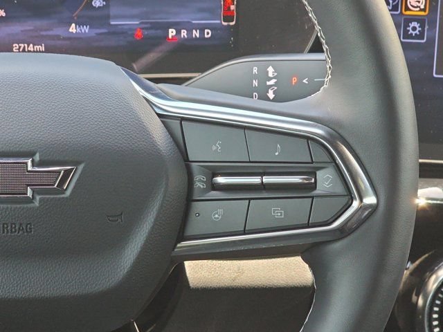 New 2026 Summit White Chevrolet LT image 25