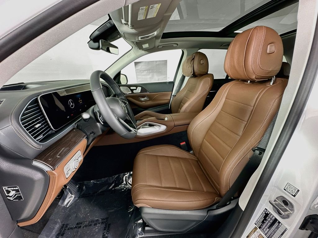 New 2026 MANUFAKTUR Moonlight White Metallic Mercedes-Benz GLE 450 image 22