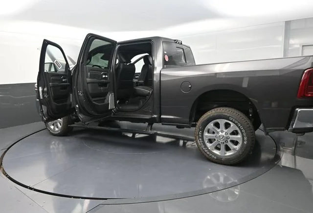 2026 RAM 2500 Laramie - Photo 34