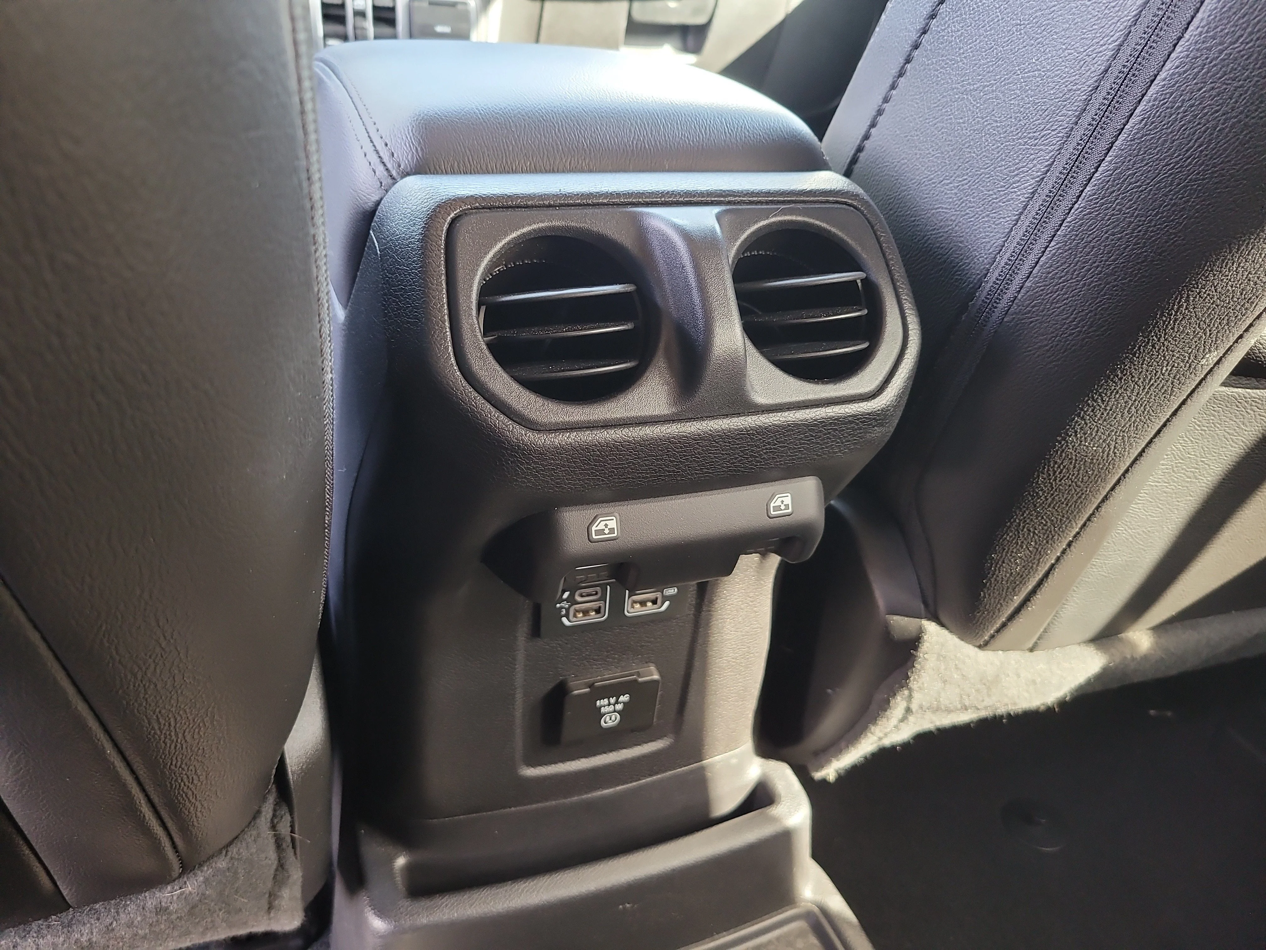 Used 2020 Black Clearcoat Jeep Sahara Altitude image 13