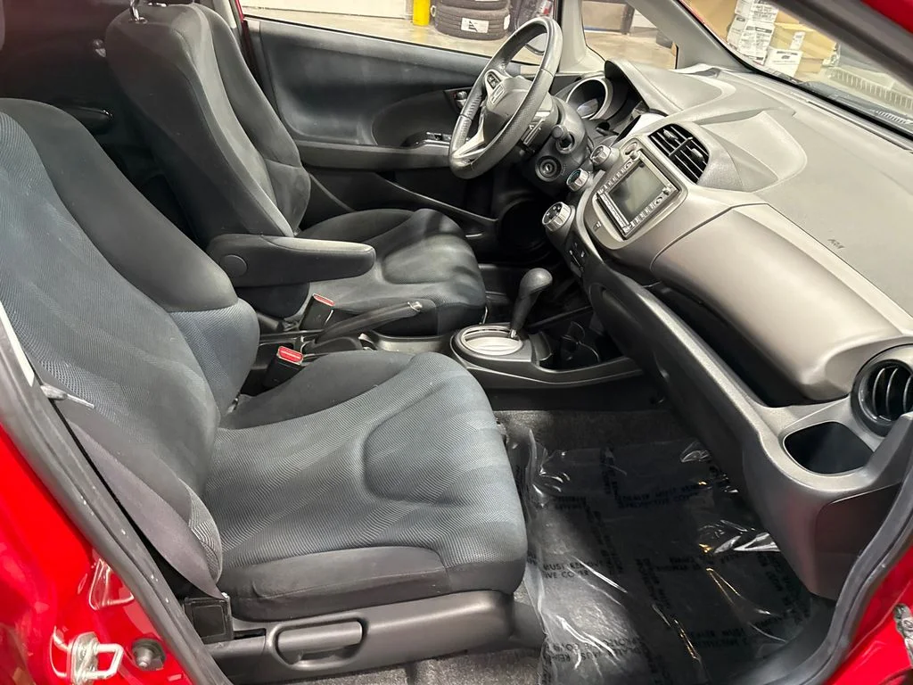 Used 2009 Red Honda Sport image 13