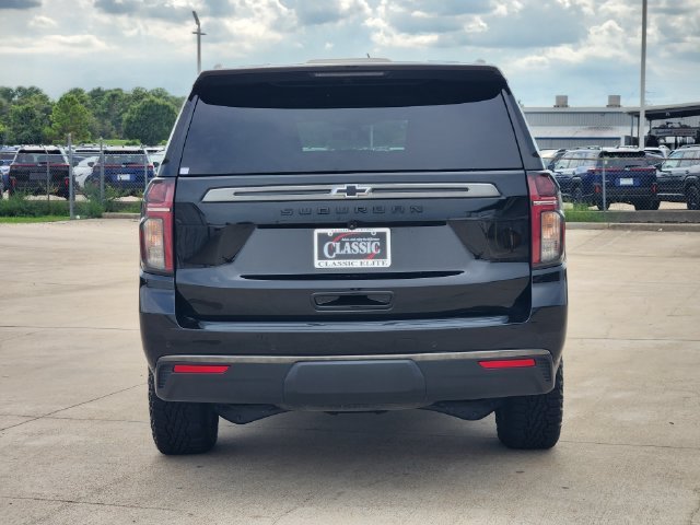 2022 Chevrolet Suburban Z71 - Photo 6