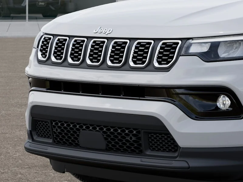 New 2026 Bright White Clear-Coat Exterior Paint Jeep Limited image 40