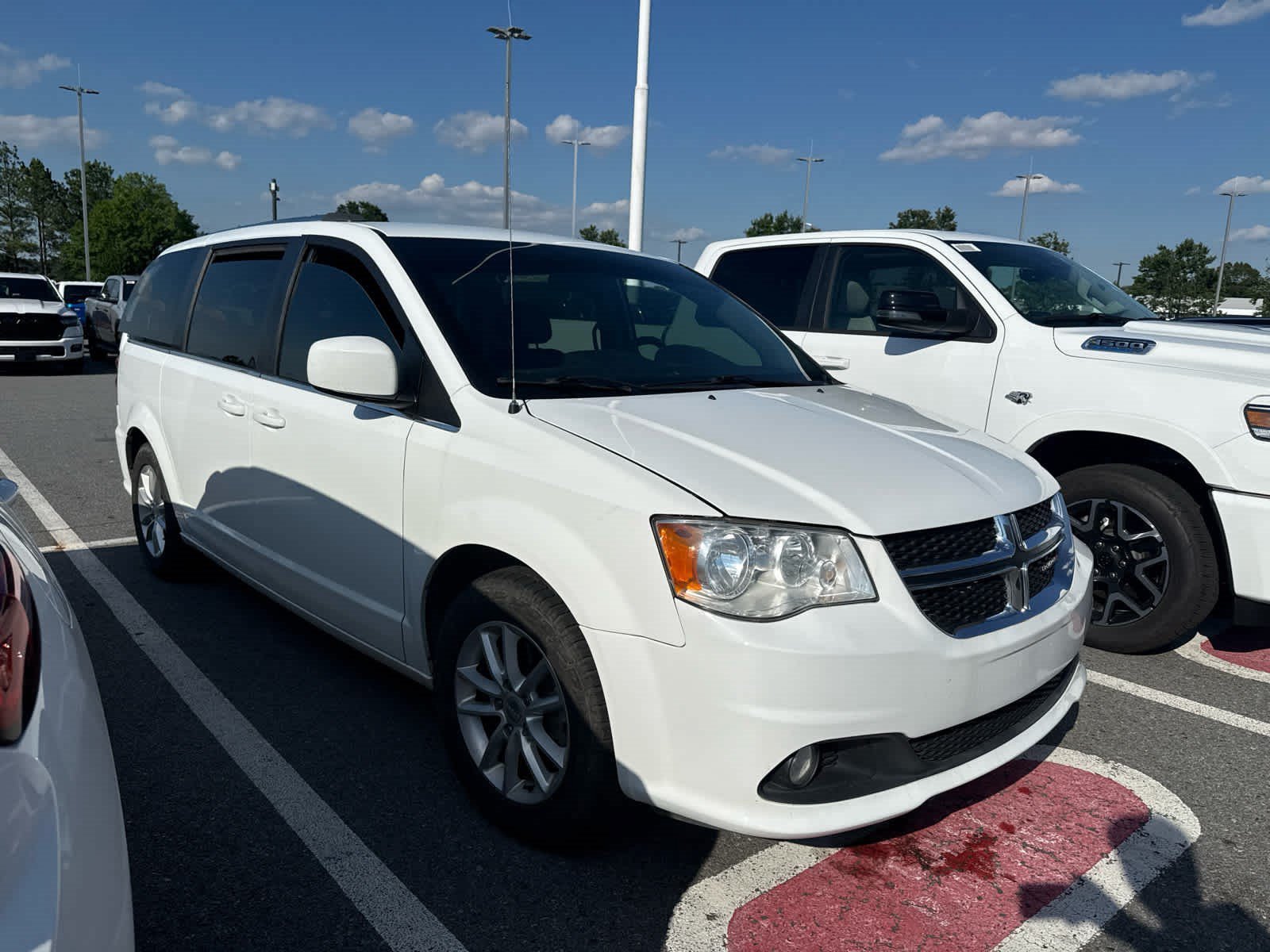 Used 2019 Dodge Grand Caravan SXT with VIN 2C4RDGCG9KR695102 for sale in Little Rock, AR