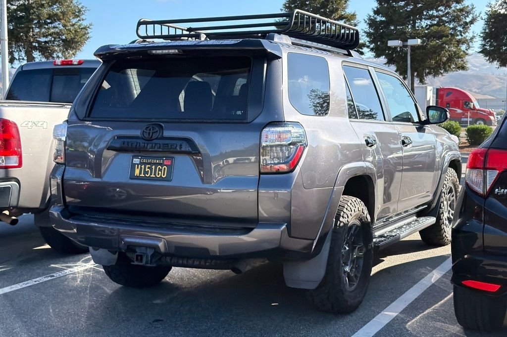 Used 2020 Magnetic Gray Metallic Toyota Venture image 5