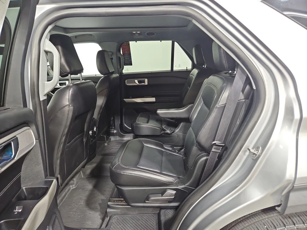 Used 2021 Silver Ford Limited image 25