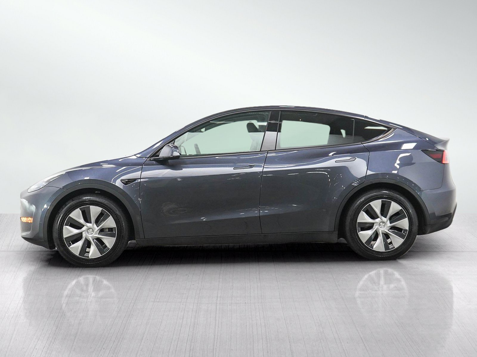 Used 2023 Tesla Model Y Long Range with VIN 7SAYGAEE8PF943017 for sale in Burnsville, Minnesota