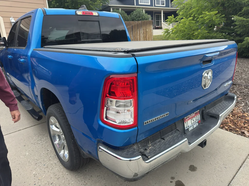Used 2022 Hydro Blue Pearlcoat Ram Big Horn image 4