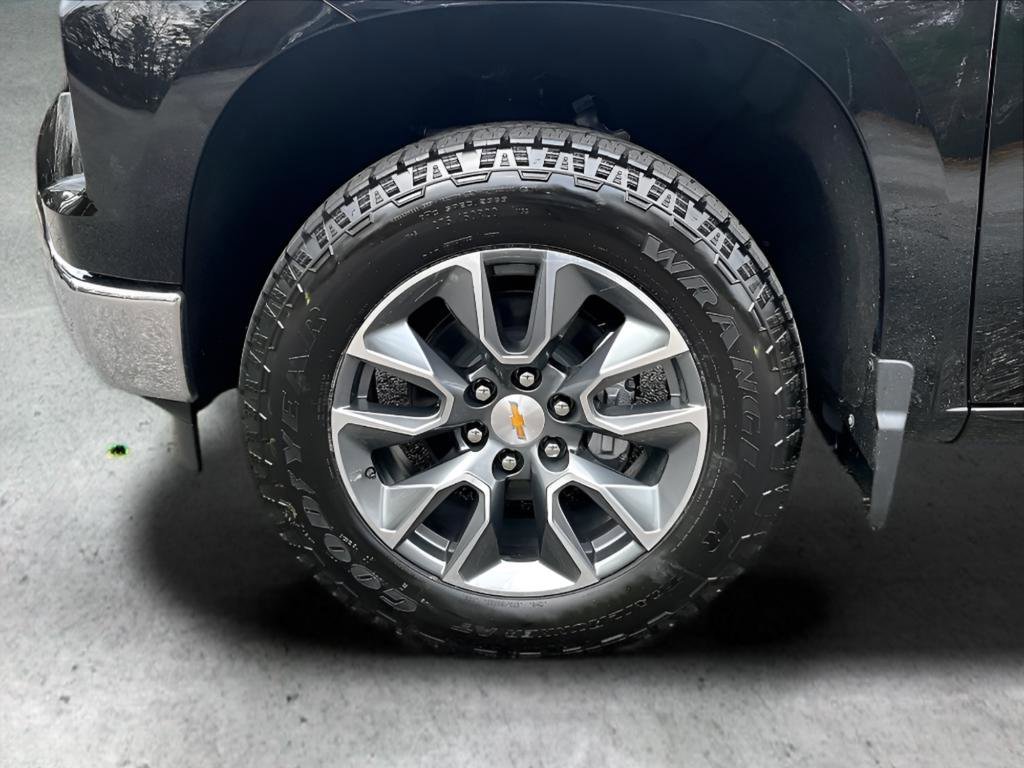 New 2026 Chevrolet Silverado 1500 LT 4D Crew Cab