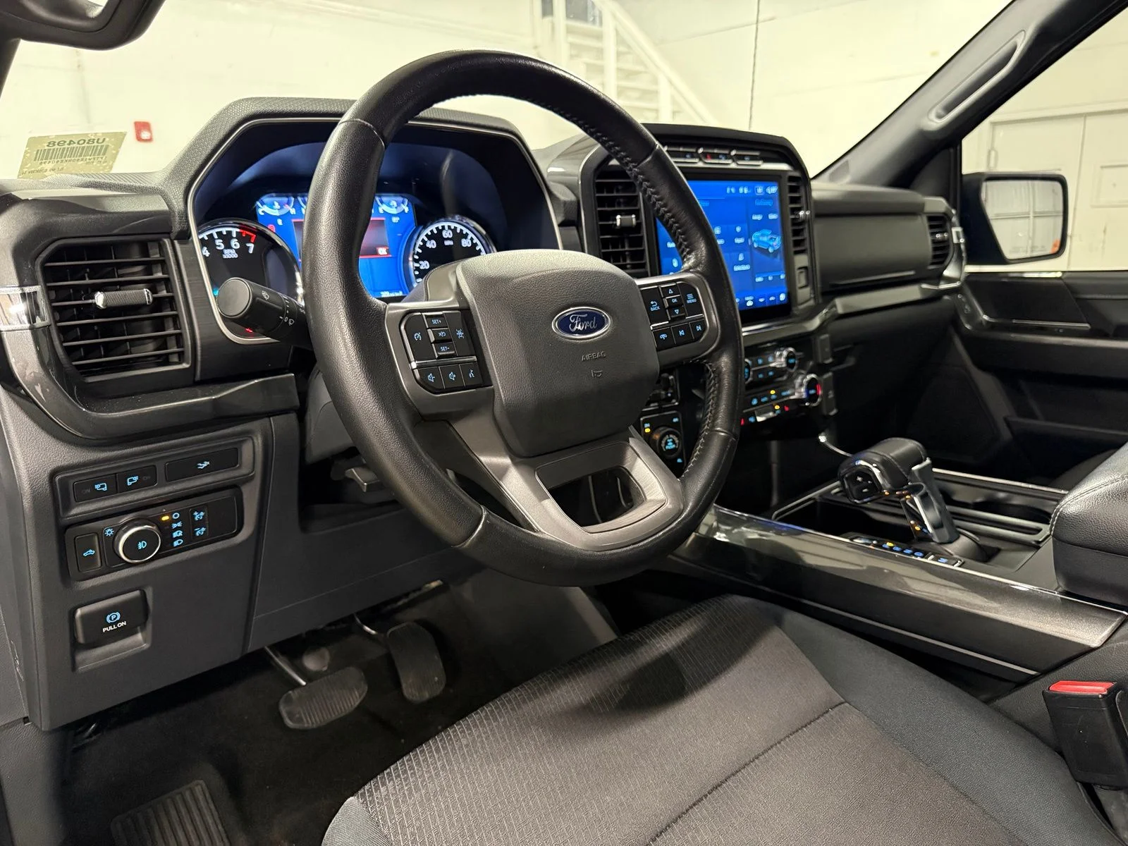Used 2022 Gray Ford XLT image 17