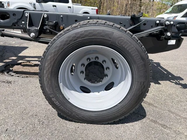 New 2026 Agate Black Metallic Ford F-550® XL image 12