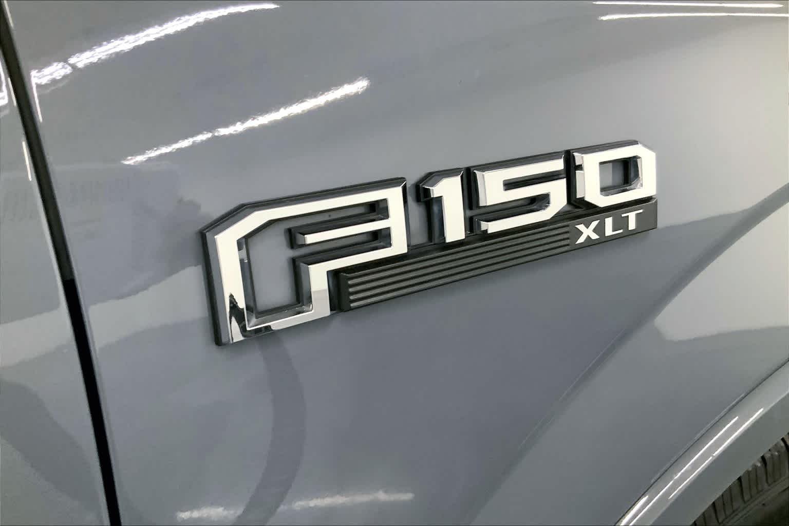 Used 2019 Abyss Gray Metallic Ford XLT image 9