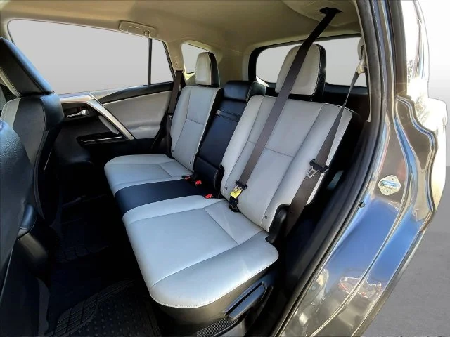 Used 2018 Gray Toyota Limited image 24