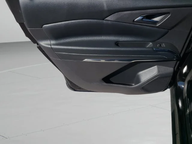 Used 2026 Mosaic Black Metallic Chevrolet LT image 20