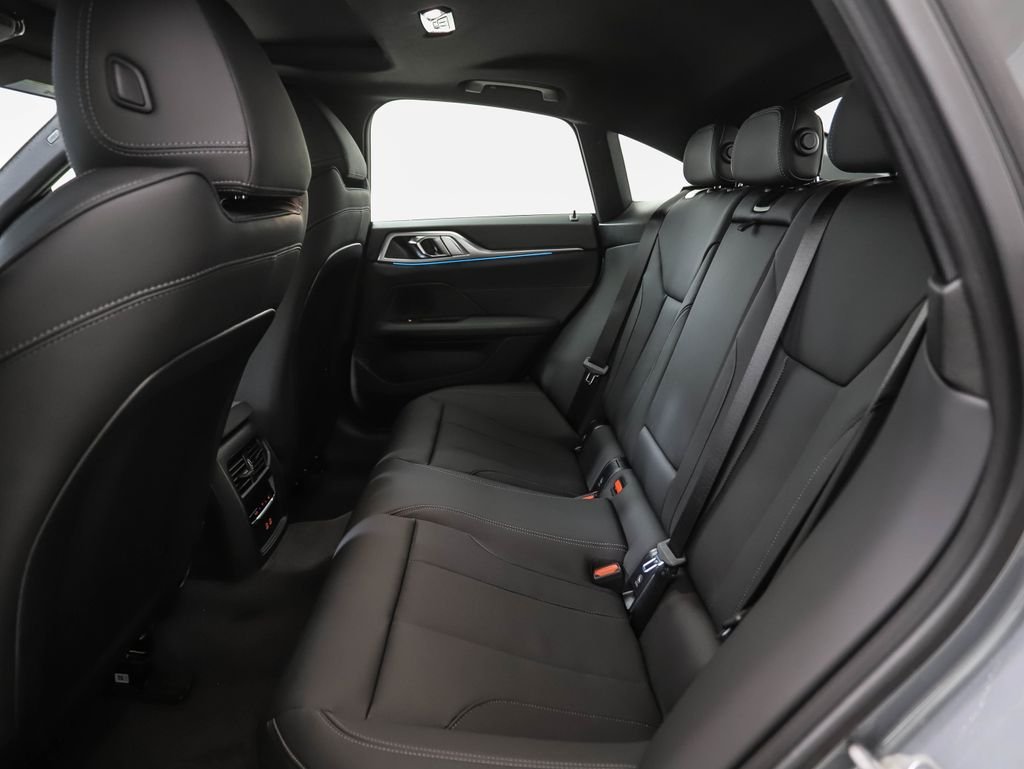 2025 BMW i4 40 - Photo 20