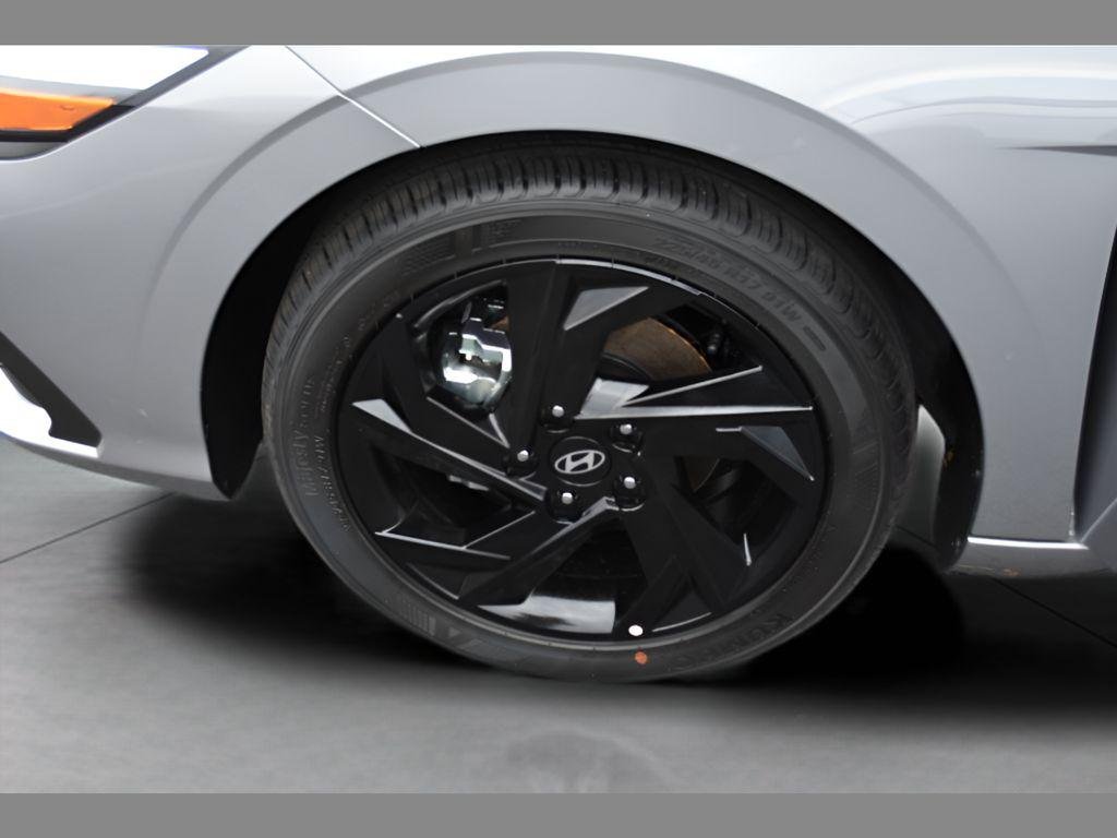 New 2026 Fluid Metal Hyundai SEL Sport image 8