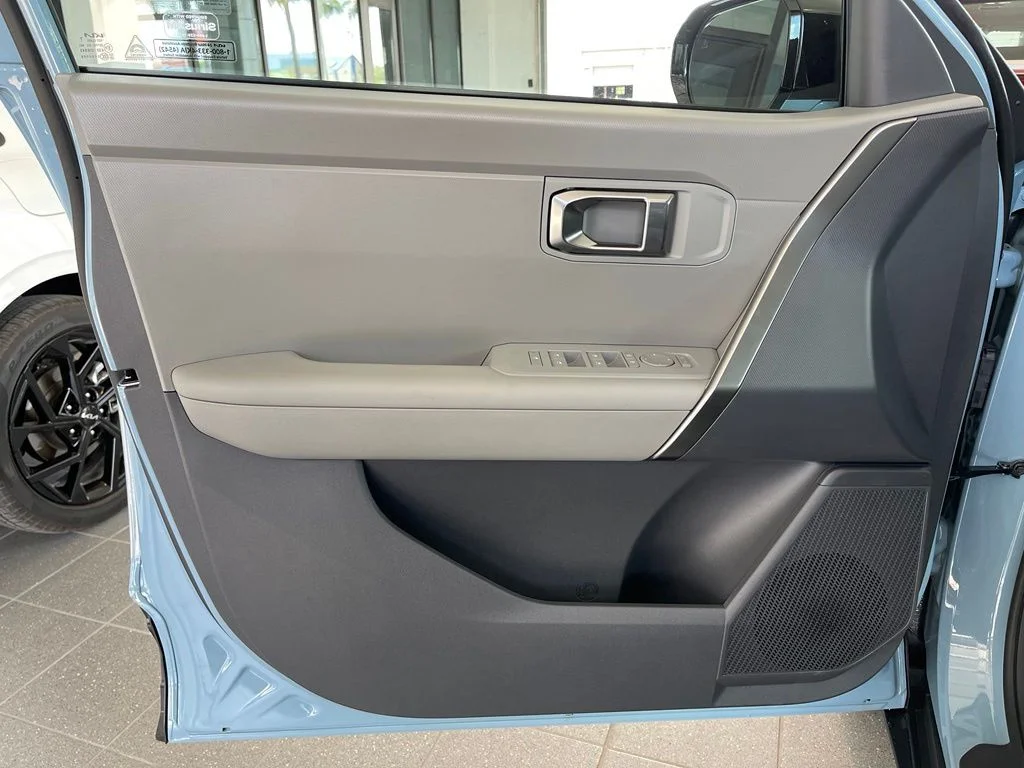 New 2027 Blue Kia S image 17
