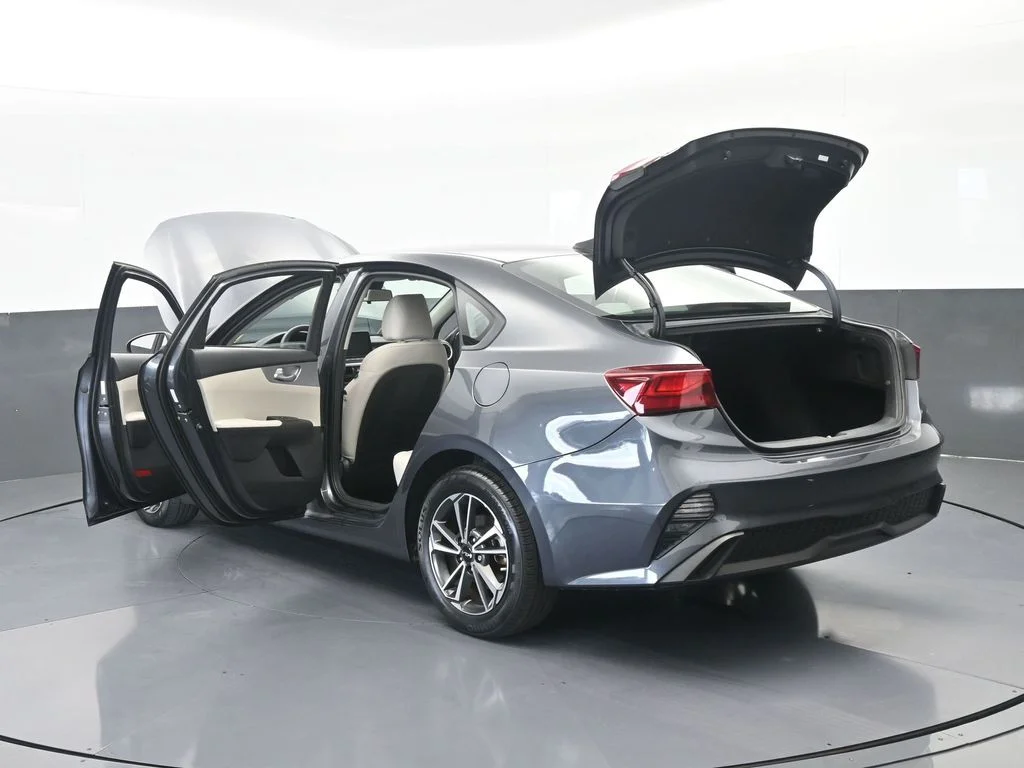 Used 2023 Gravity Gray Kia LXS image 65