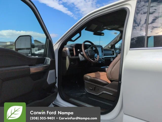New 2026 Star White Metallic Tri-Coat Ford King Ranch image 9