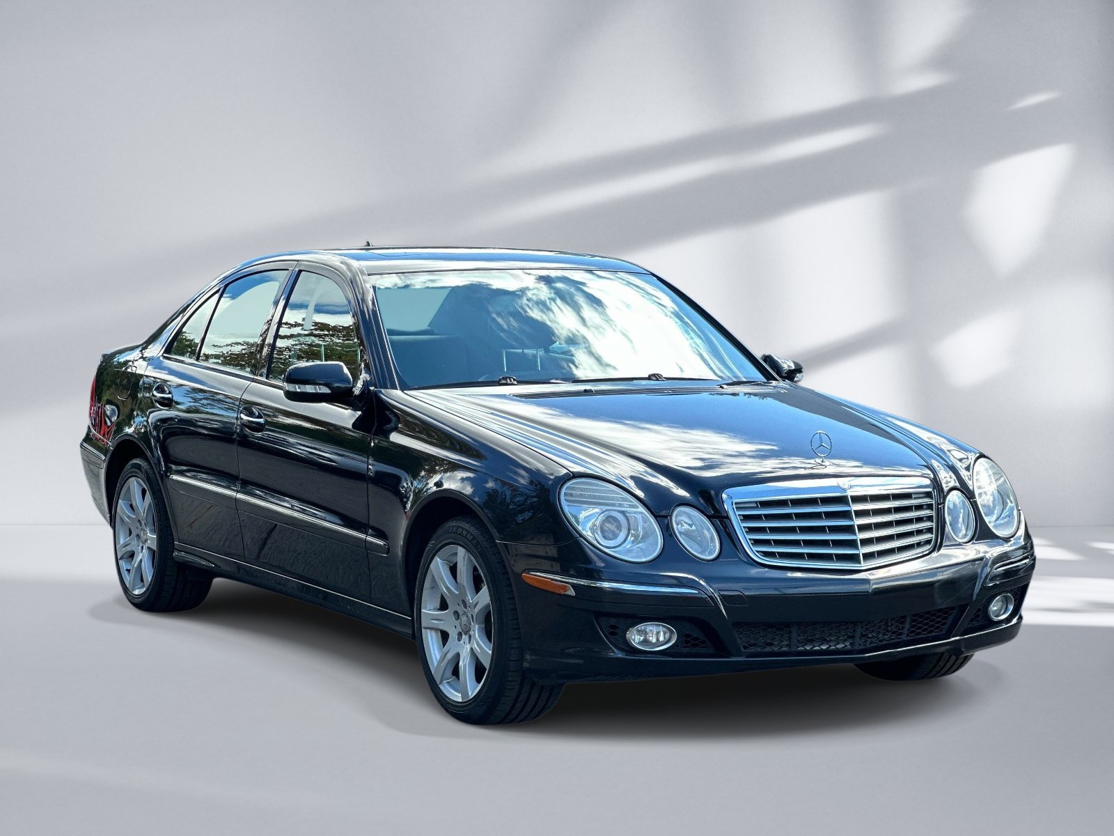 Used 2008 Black Mercedes-Benz E 350 image 6
